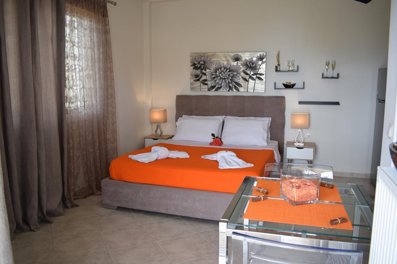 Studio Holiday Kalamata Extérieur photo