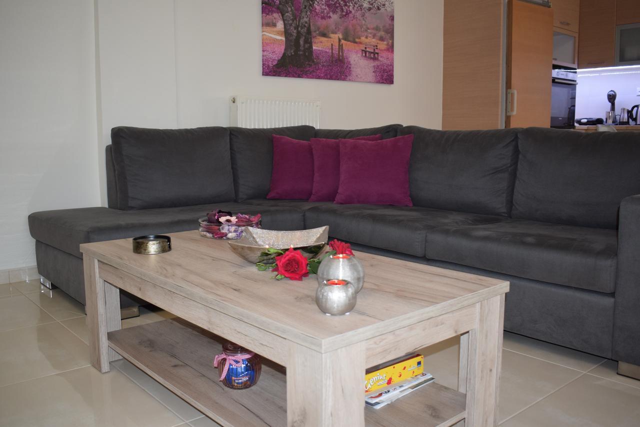 Studio Holiday Kalamata Extérieur photo